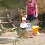 Dömörkapu Rengeteg Apartamento *